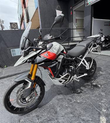 TRIUMPH TIGER 900 RALLY PRO 